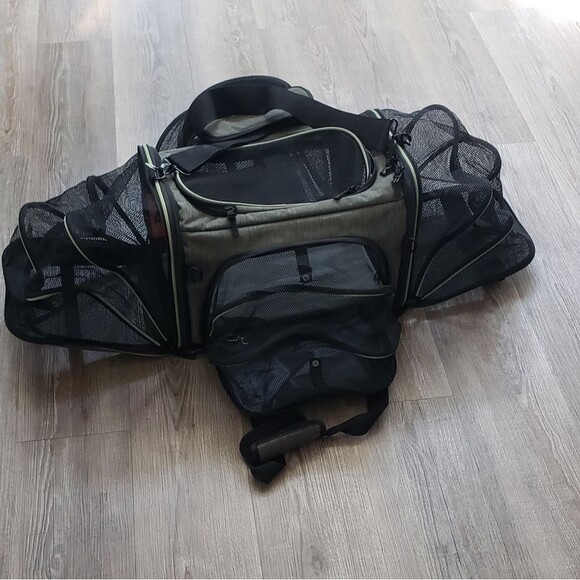 dog carrier Puppycare deluxe pet carrier with hand and shoulder straps - Picture 8 of 16